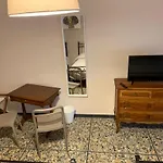 Ameli Room